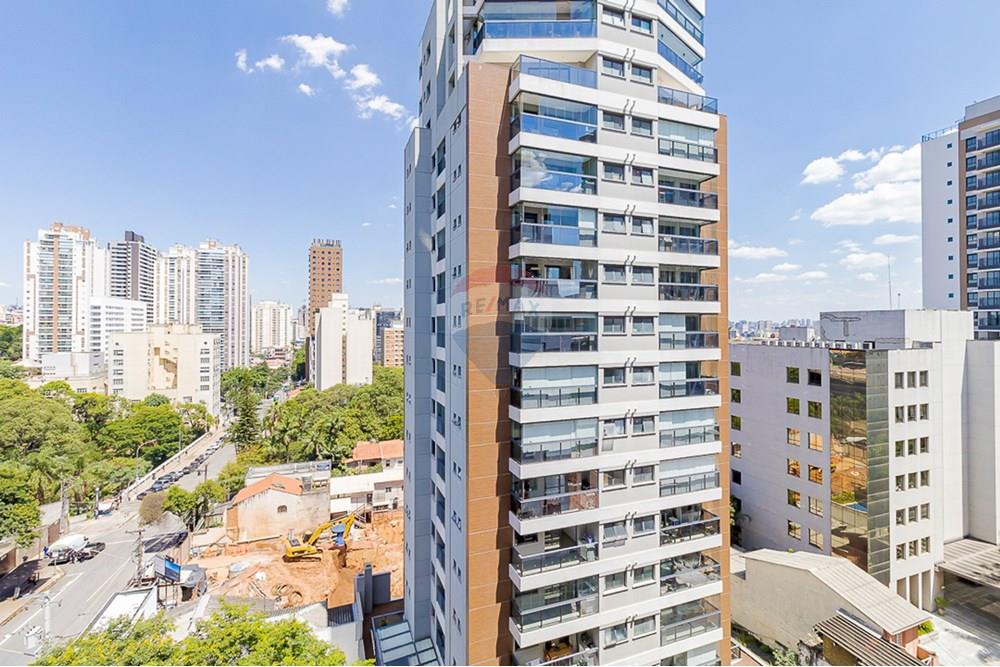 Apartamento à venda com 1 quarto, 111m² - Foto 18