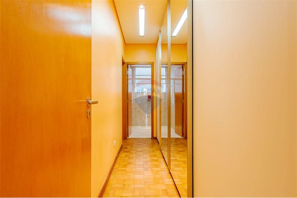 Apartamento à venda com 3 quartos, 165m² - Foto 27