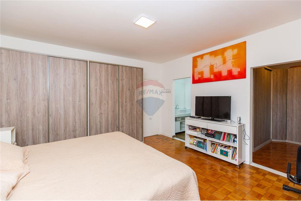 Casa à venda com 5 quartos, 371m² - Foto 33