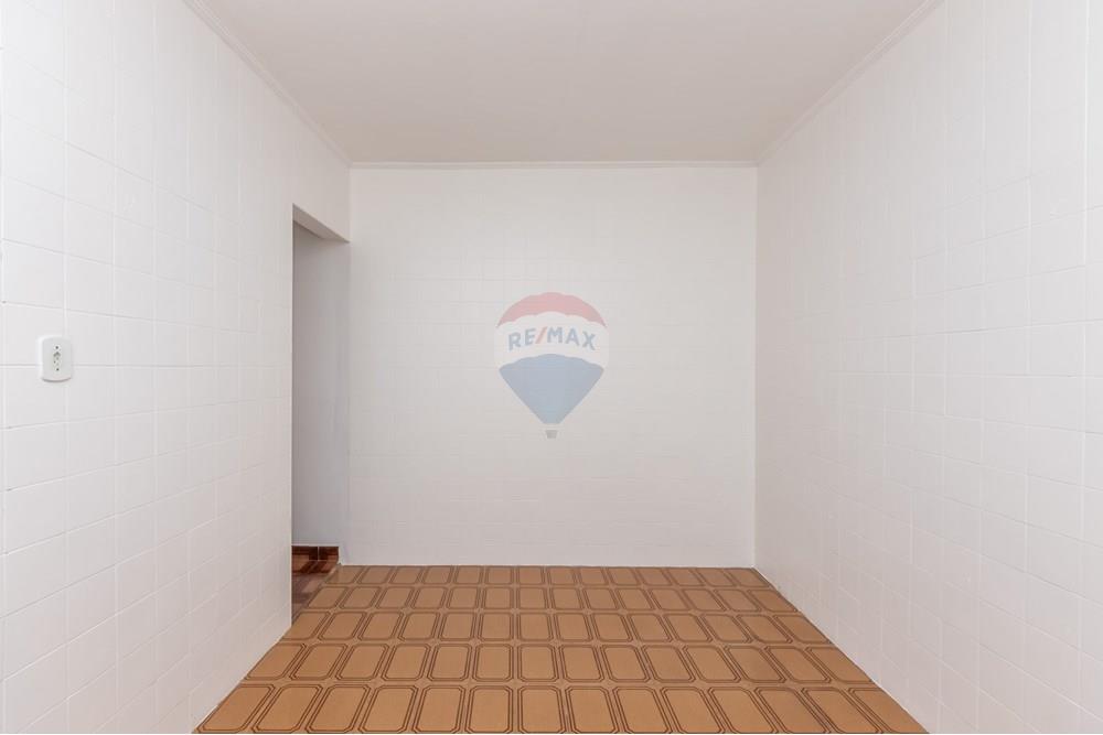 Casa à venda com 2 quartos, 125m² - Foto 17