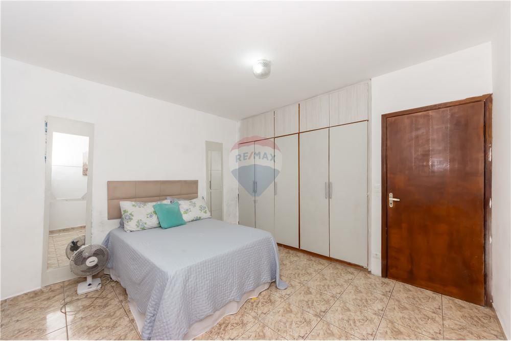 Sobrado à venda com 3 quartos, 100m² - Foto 14