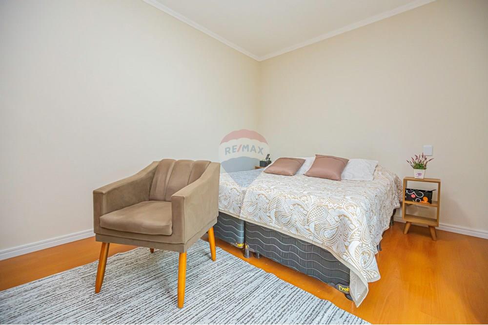 Casa à venda com 5 quartos, 285m² - Foto 19
