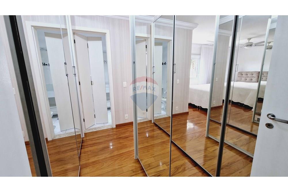 Apartamento à venda com 3 quartos, 133m² - Foto 19