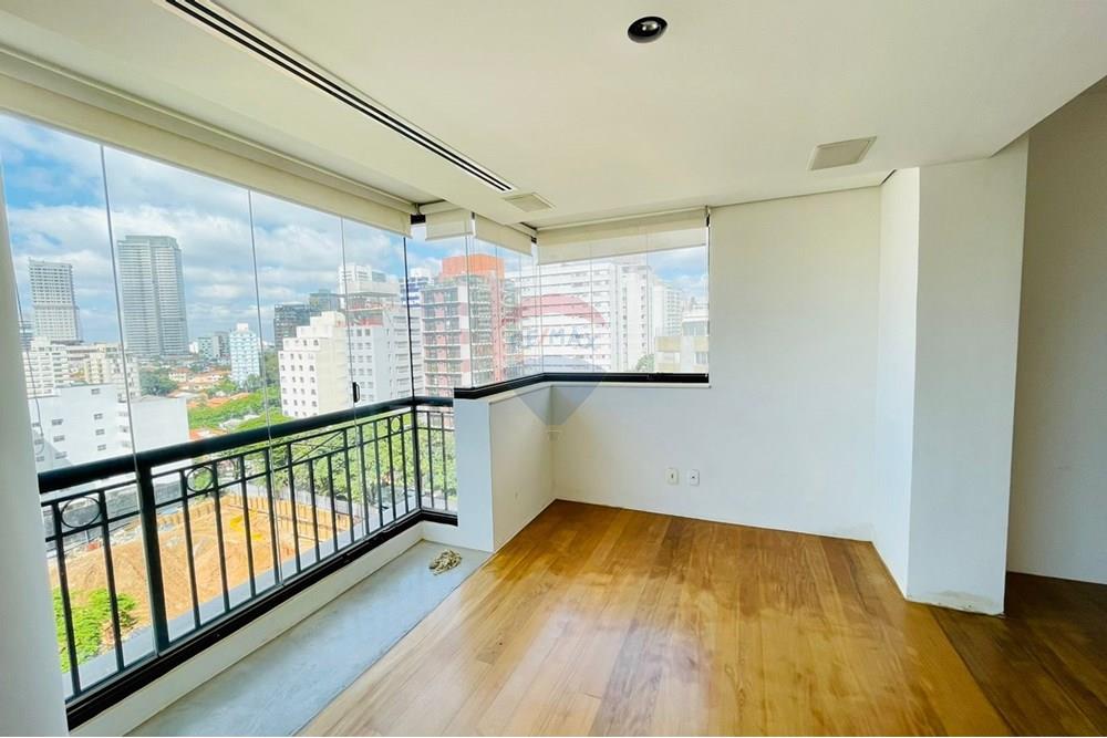 Apartamento para alugar com 3 quartos, 215m² - Foto 14