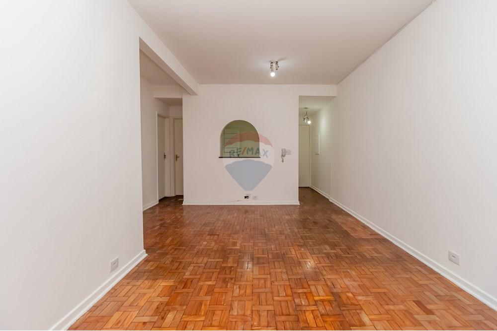 Apartamento à venda com 3 quartos, 75m² - Foto 2