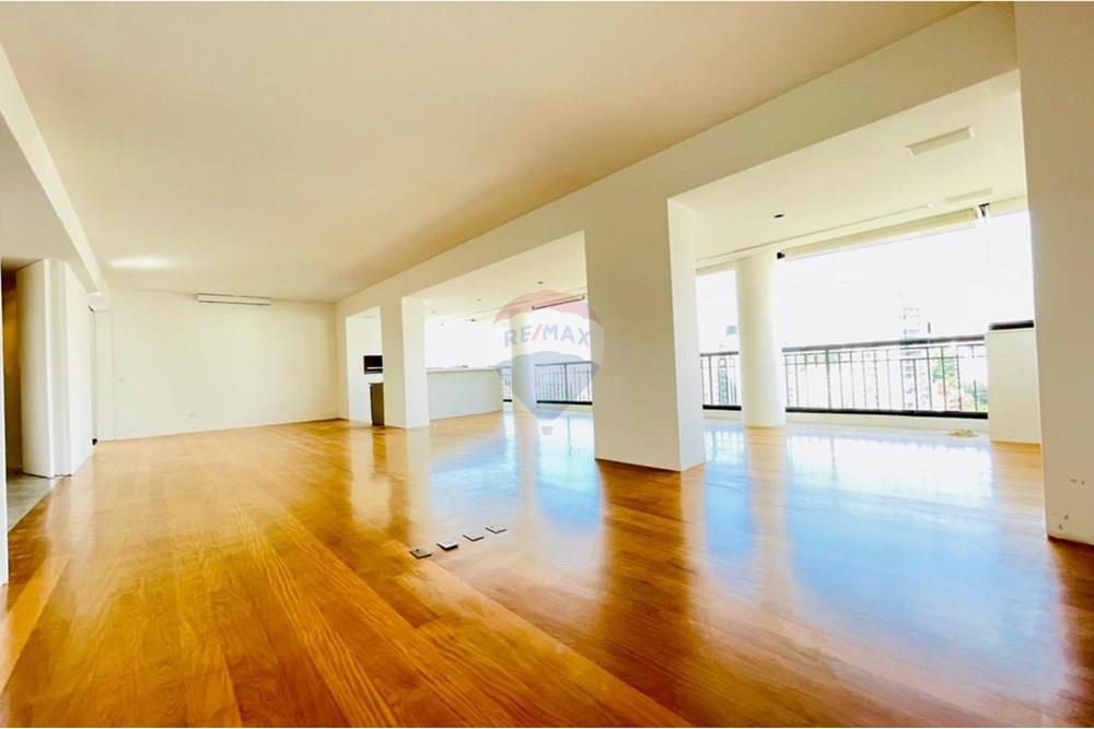 Apartamento para alugar com 3 quartos, 215m² - Foto 47