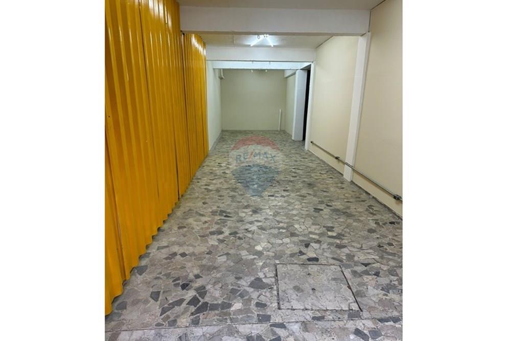 Casa para alugar com 3 quartos, 239m² - Foto 23