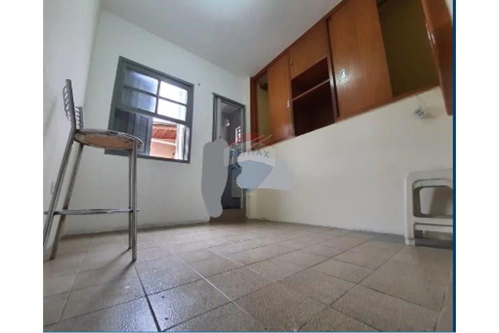 Casa à venda com 6 quartos, 188m² - Foto 14