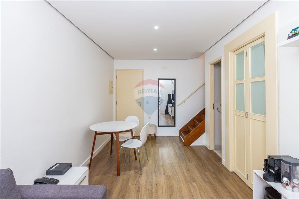 Apartamento à venda com 1 quarto, 45m² - Foto 3