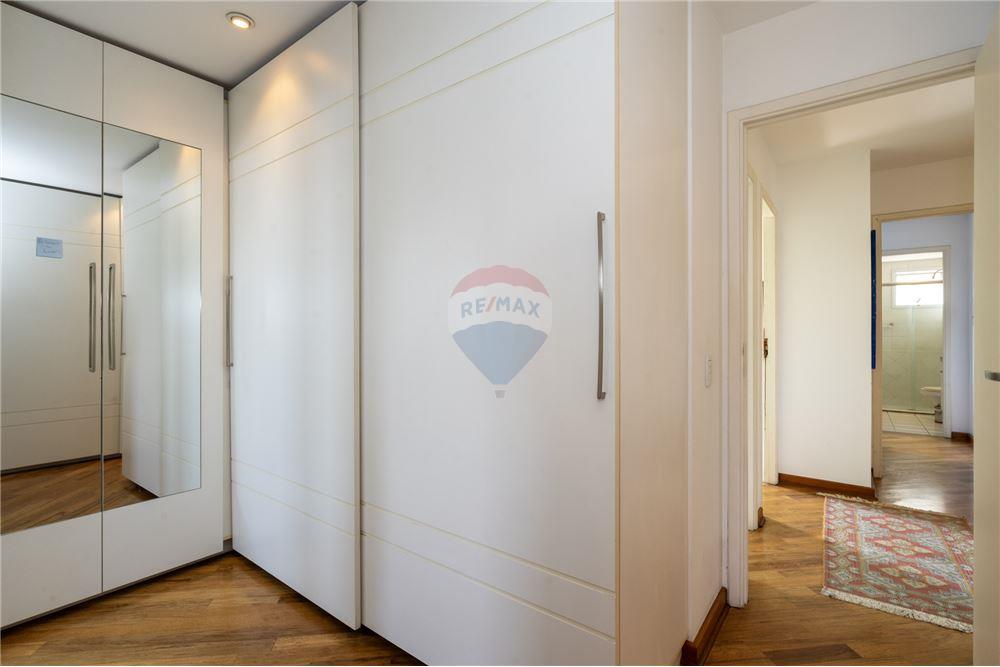 Apartamento à venda com 4 quartos, 145m² - Foto 26