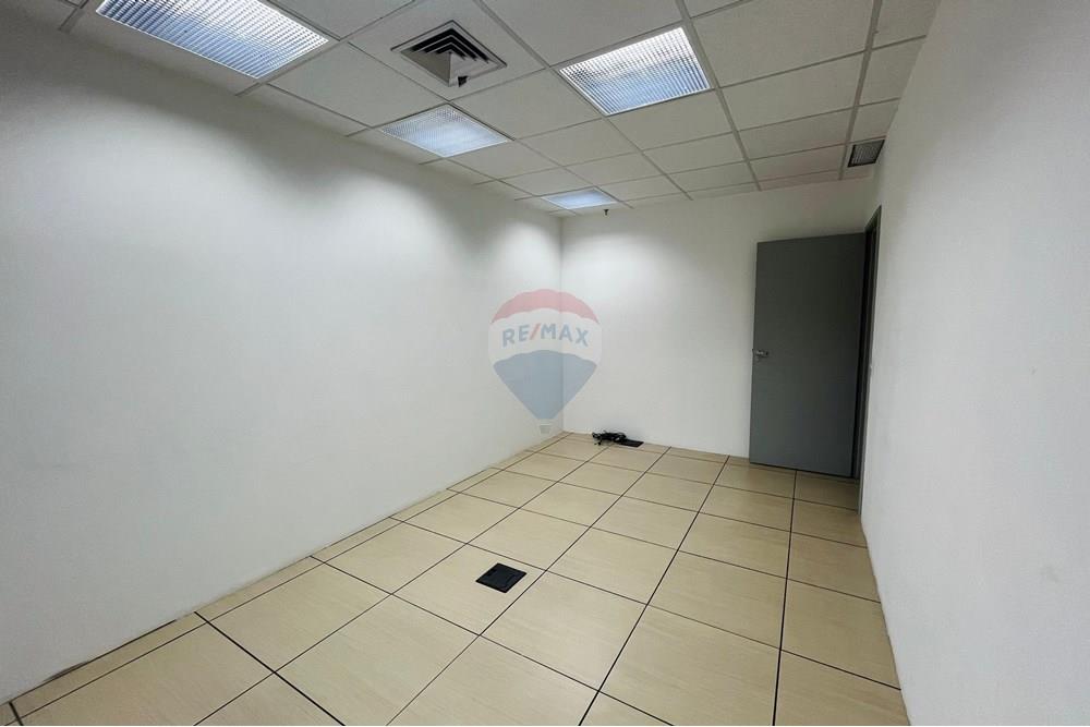 Cj. Comercial/ Sala - Venda - São Paulo , São Paulo - WhatsApp Image 2025-11-18 at 5.34.58 PM (3).jpeg - 602141070-10