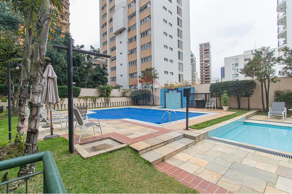 Cobertura à venda com 2 quartos, 168m² - Foto 11