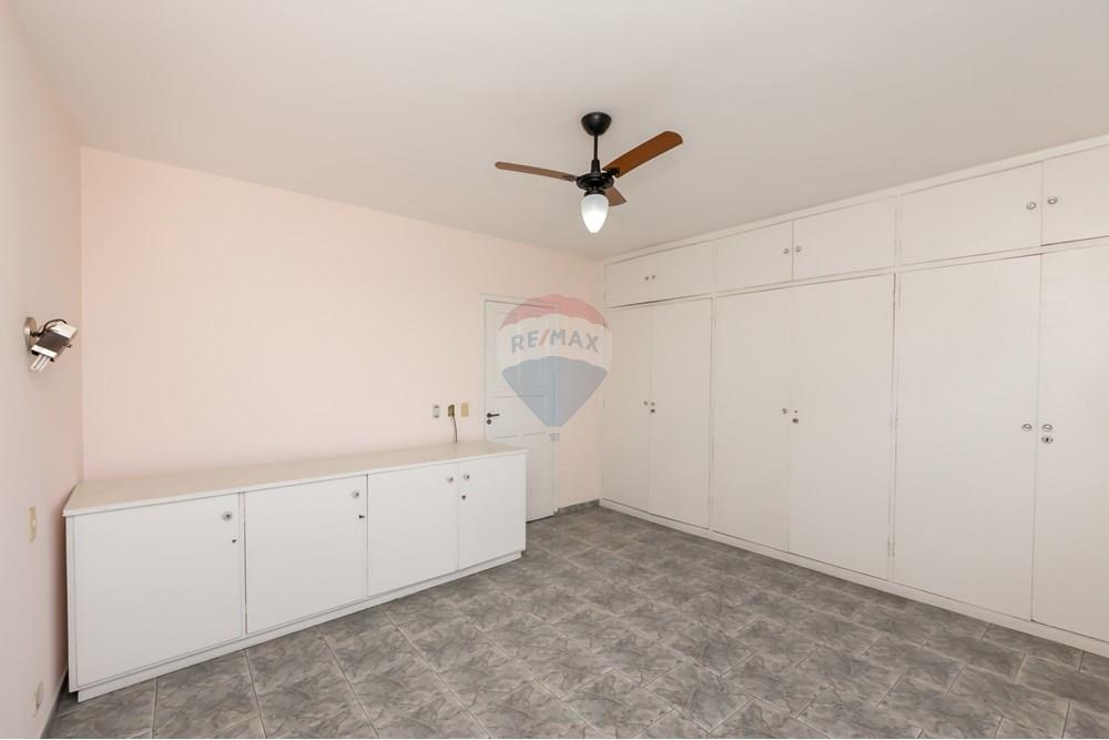 Residential - Hiša na dveh nivojih - Sao Paulo , Sao Paulo - BR - IMG_449517.jpg - Ensuite - 602161016-12