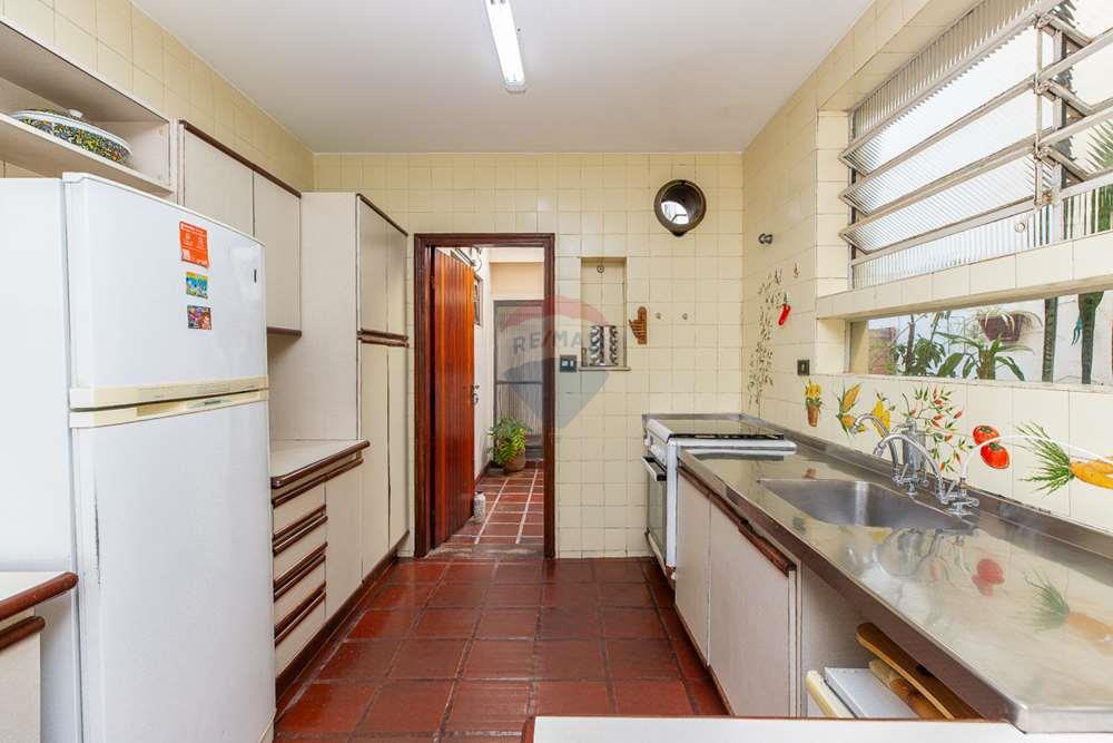 Sobrado à venda com 3 quartos, 184m² - Foto 25