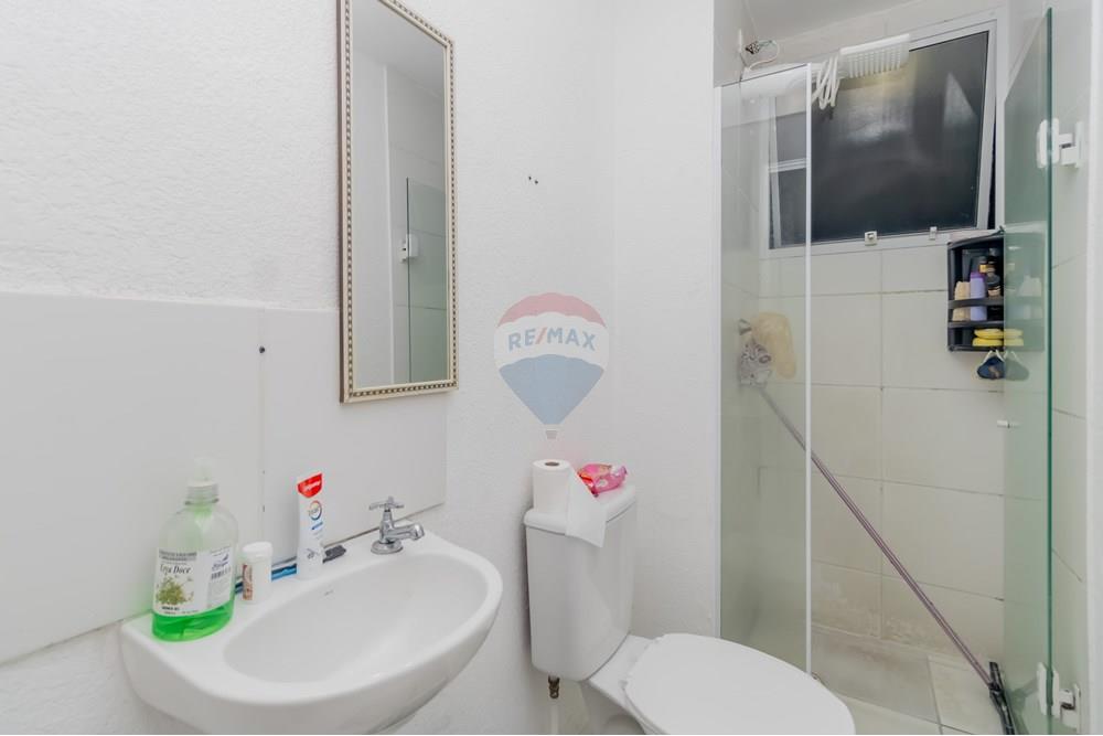 Apartamento à venda com 2 quartos, 42m² - Foto 11