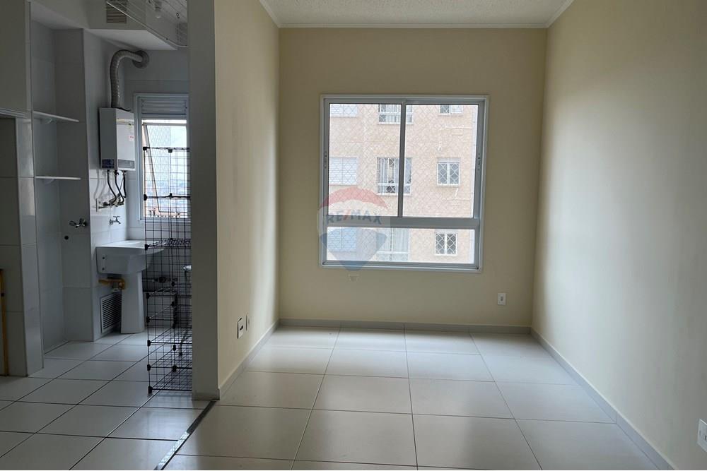 Apartamento para alugar com 2 quartos, 48m² - Foto 6