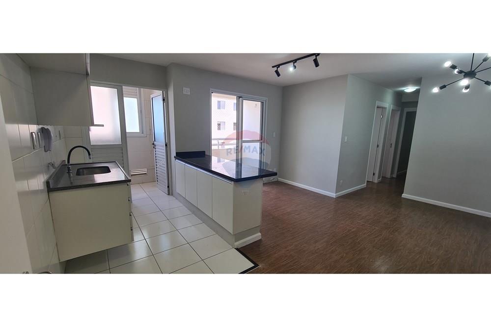 Apartamento à venda com 3 quartos, 70m² - Foto 1