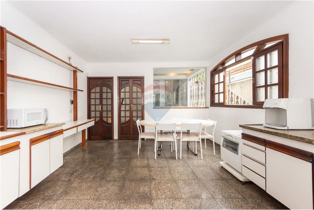 Sobrado à venda com 3 quartos, 240m² - Foto 12