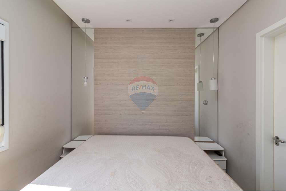 Apartamento à venda com 2 quartos, 72m² - Foto 24