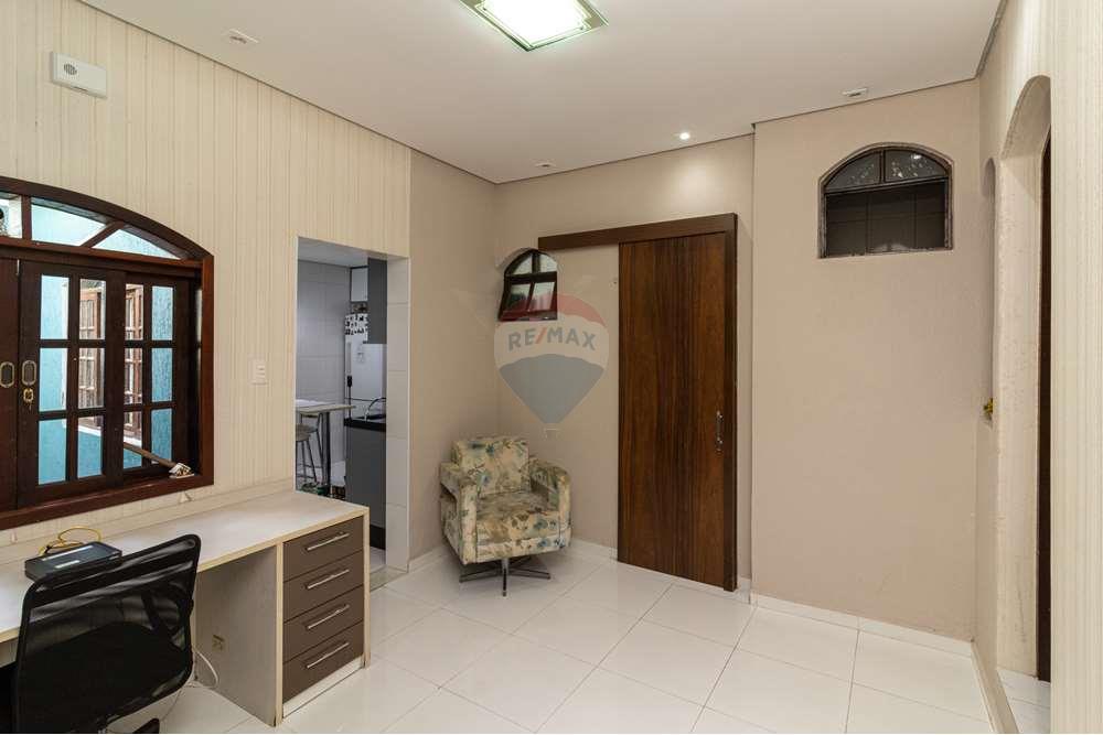 Casa à venda com 3 quartos, 61m² - Foto 23