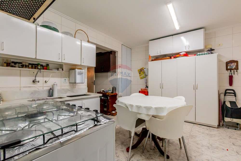 Apartamento à venda com 4 quartos, 165m² - Foto 35