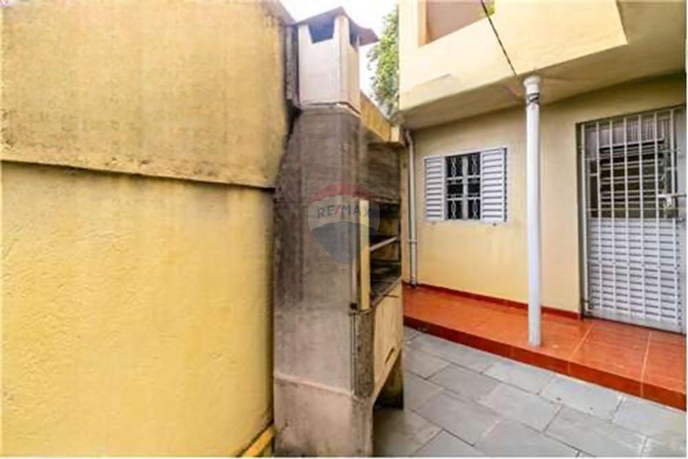 Casa à venda com 6 quartos, 260m² - Foto 18