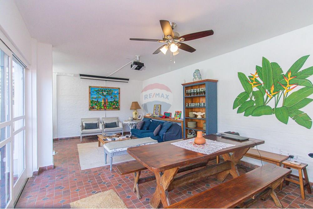 Casa à venda com 4 quartos, 350m² - Foto 35