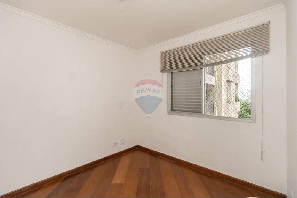 Apartamento à venda com 3 quartos, 75m² - Foto 15