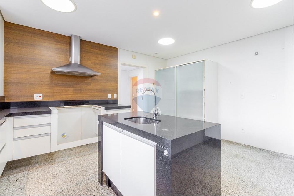 Apartamento para alugar com 5 quartos, 468m² - Foto 7