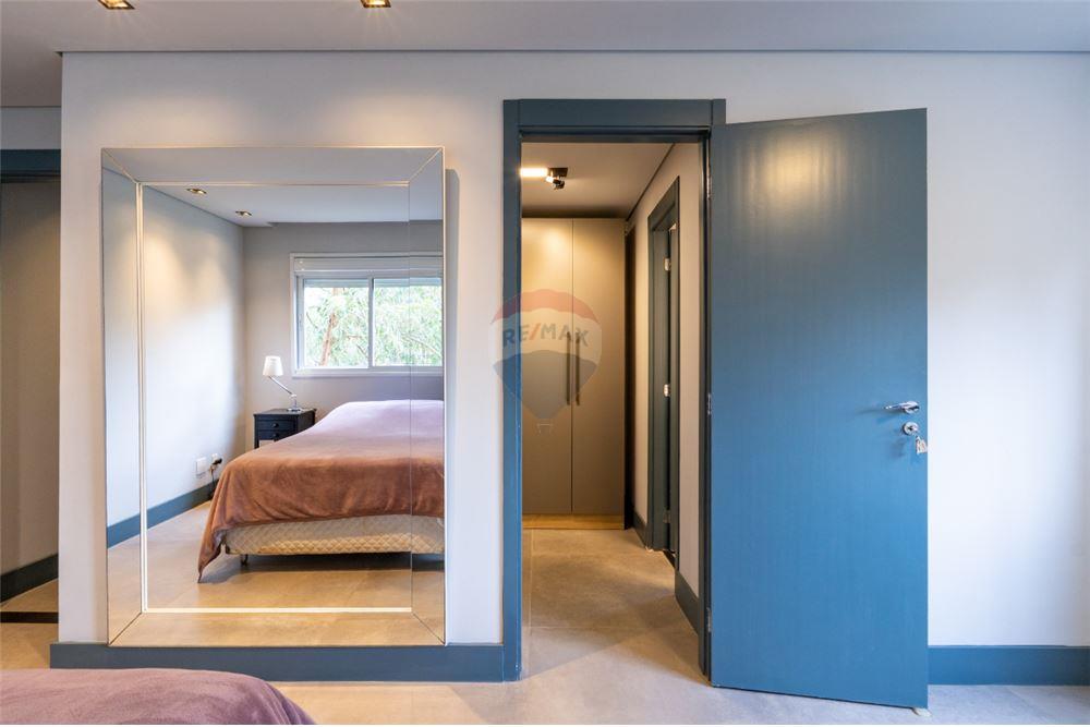 Apartamento - Venda - São Paulo , São Paulo - closet e banheiro - 601331053-3