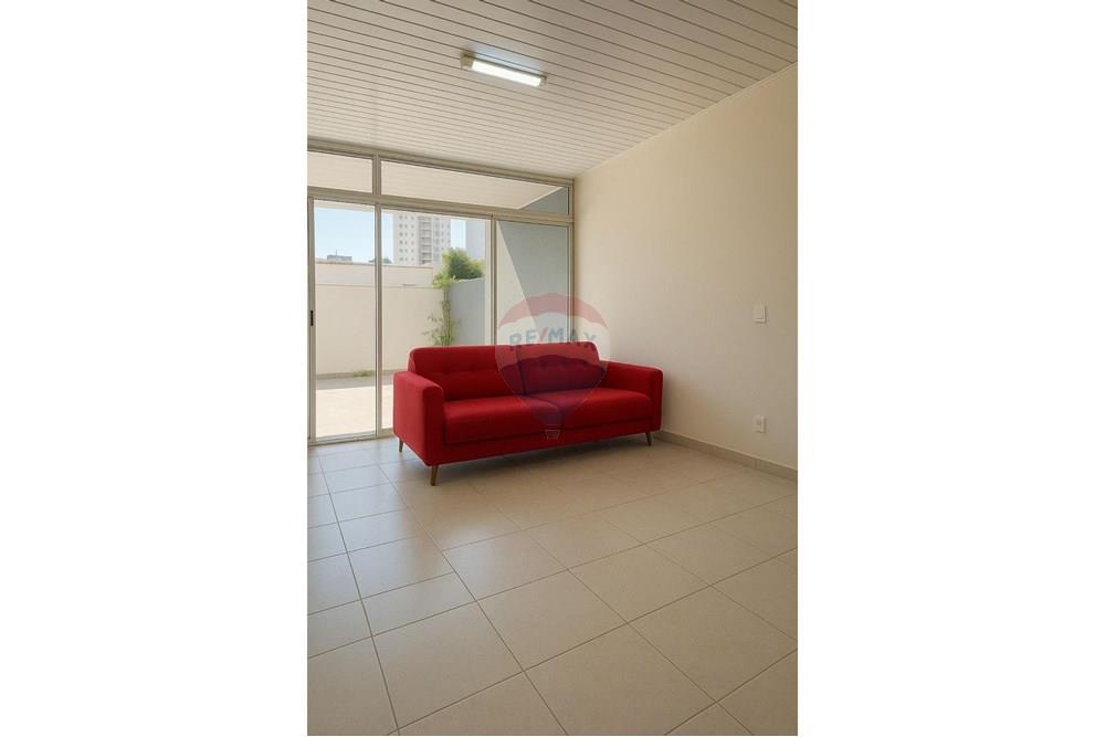Casa Comercial - Alugar - São Paulo , São Paulo - sala com sofá vermelho .jpeg - 602331022-14