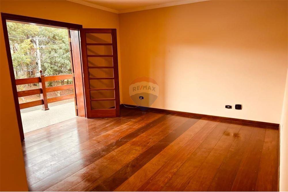 Casa para alugar com 4 quartos, 500m² - Foto 23