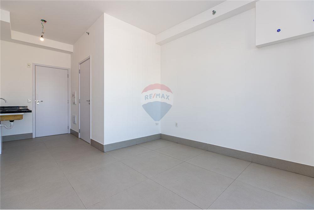 Apartamento à venda com 1 quarto, 26m² - Foto 10