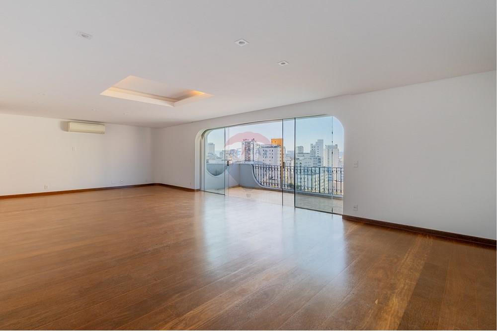 Apartamento para alugar com 4 quartos, 312m² - Foto 3