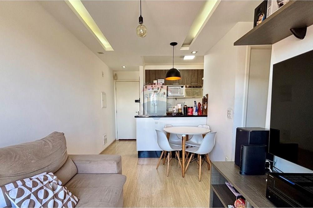 Apartamento à venda com 2 quartos, 43m² - Foto 3