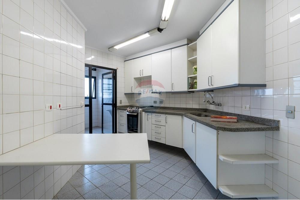 Apartamento à venda com 3 quartos, 105m² - Foto 25