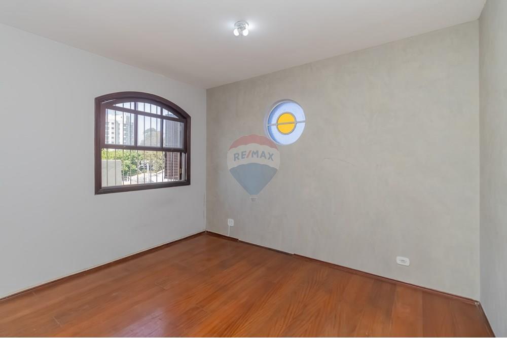 Casa à venda com 3 quartos, 203m² - Foto 23