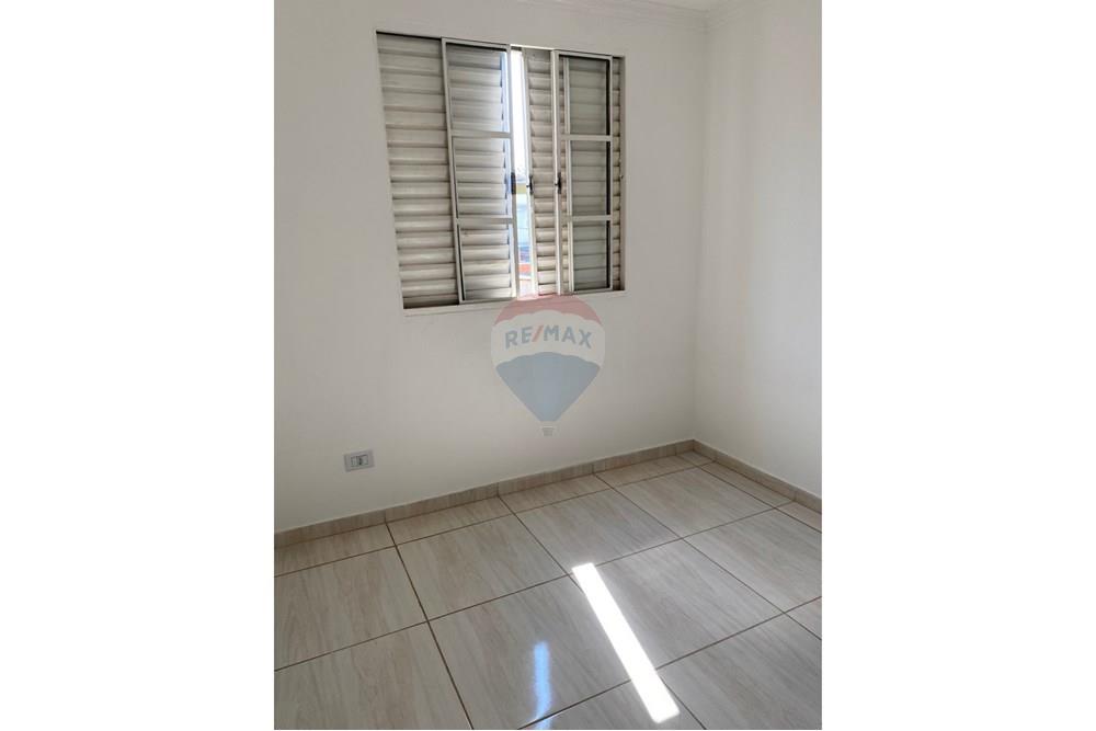 Apartamento para alugar com 2 quartos, 40m² - Foto 13