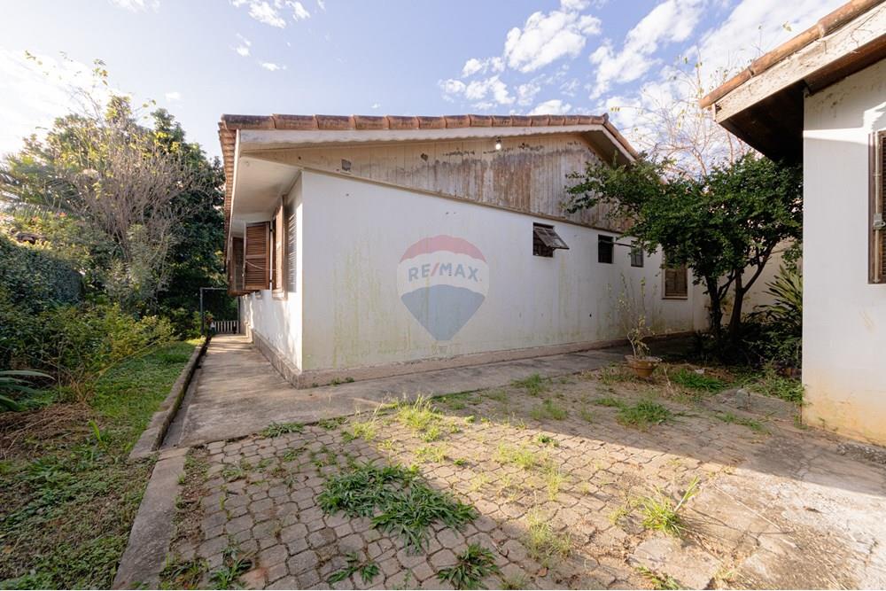 Chácara à venda com 5 quartos, 300m² - Foto 27