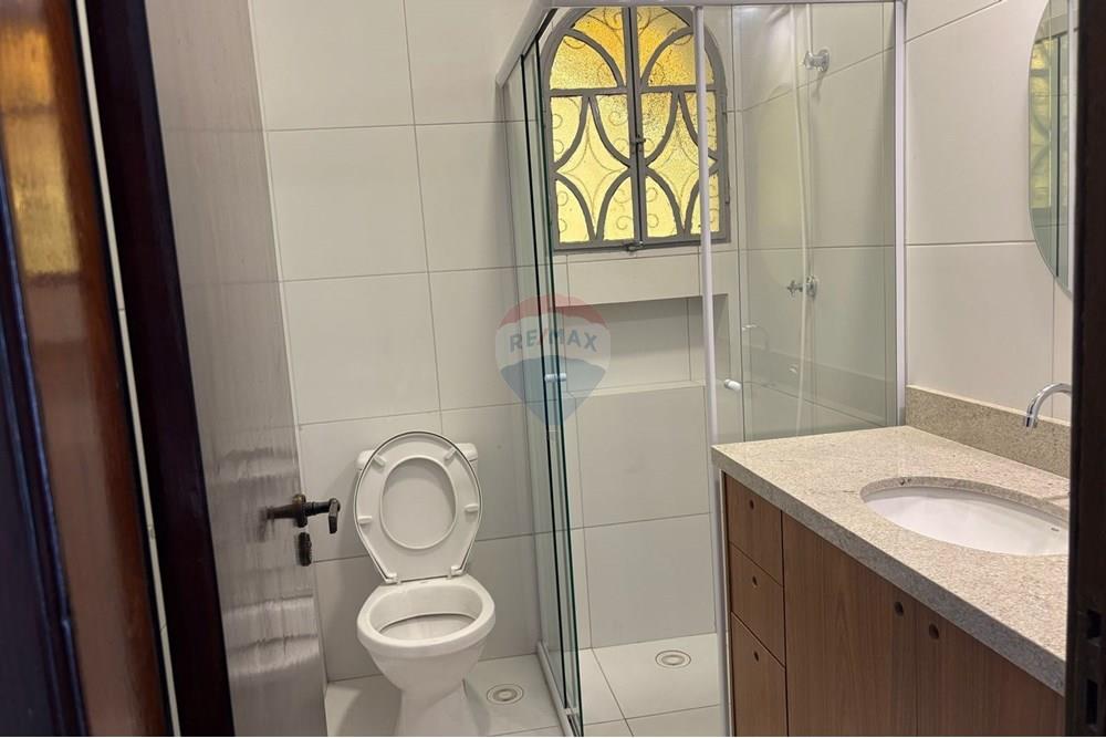 Casa para alugar com 4 quartos, 400m² - Foto 64