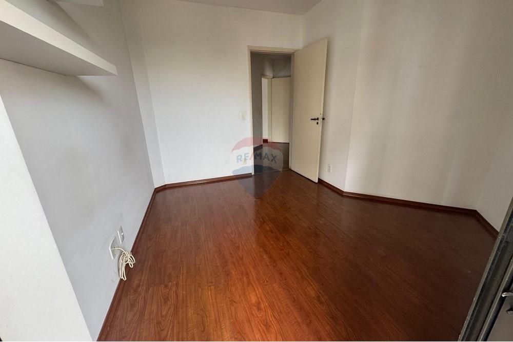 Apartamento para alugar com 2 quartos, 102m² - Foto 15