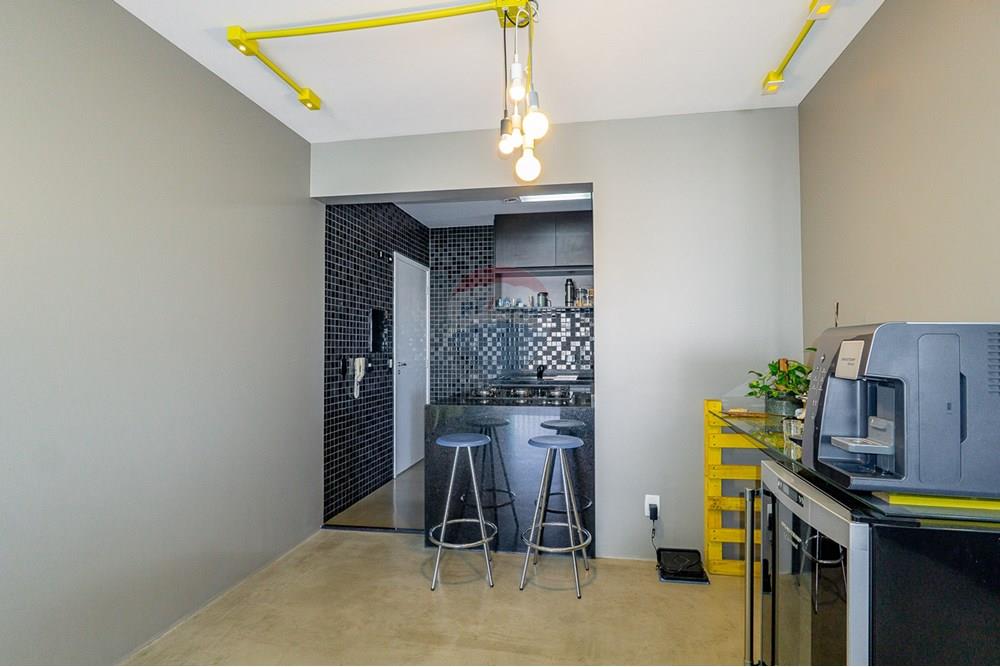 Apartamento à venda com 2 quartos, 82m² - Foto 3