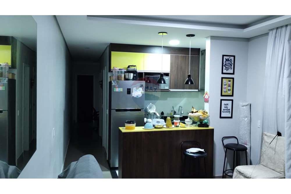 Apartamento à venda com 3 quartos, 78m² - Foto 1