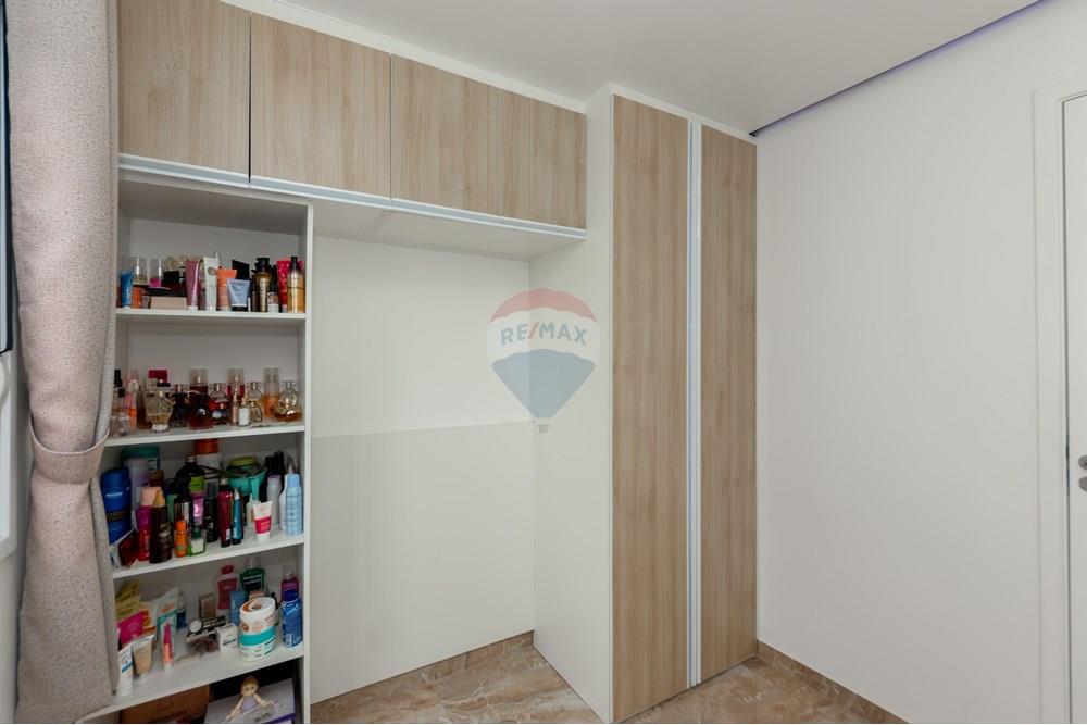Apartamento à venda com 2 quartos, 40m² - Foto 14