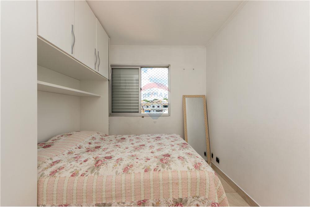 Apartamento à venda com 2 quartos, 60m² - Foto 8