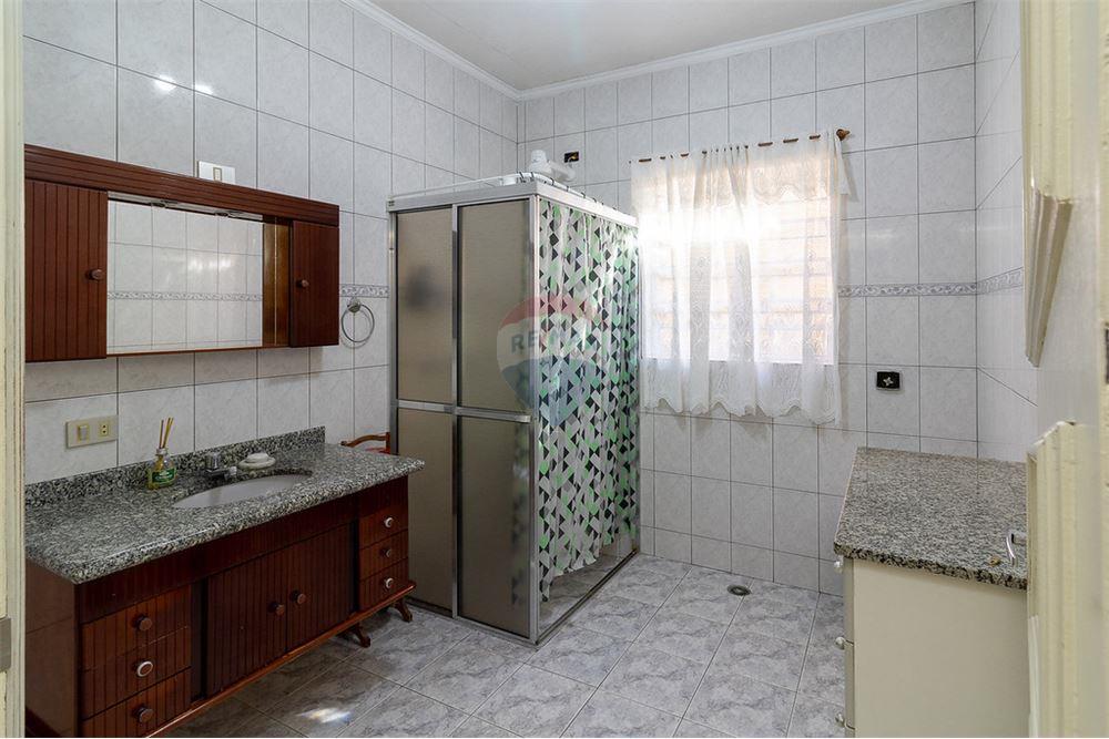 Casa à venda com 3 quartos, 220m² - Foto 4