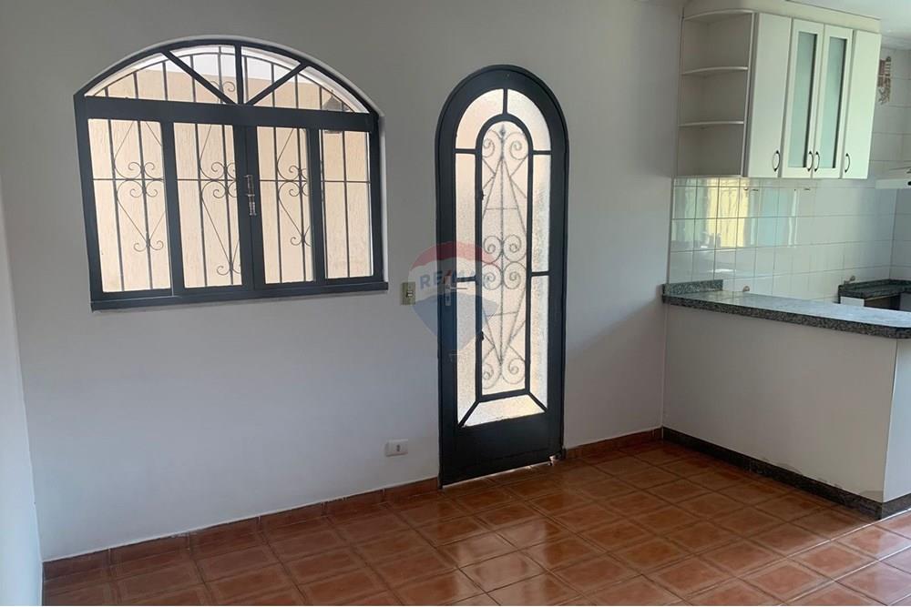 Casa para alugar com 3 quartos, 125m² - Foto 12