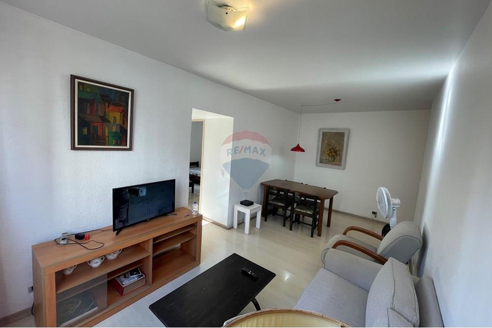 Apartamento para alugar com 2 quartos, 75m² - Foto 2