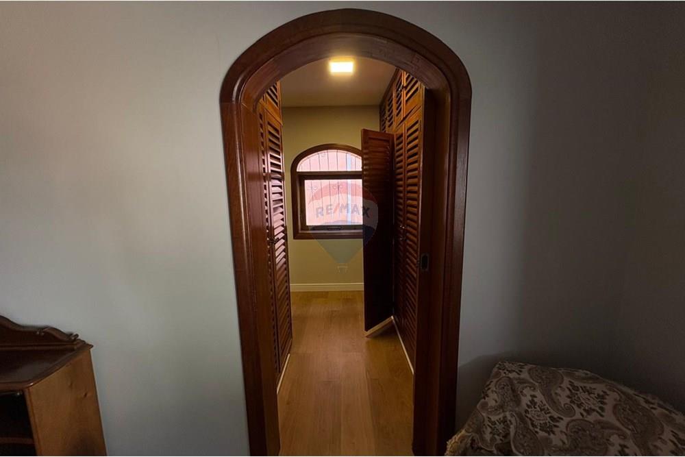 Casa para alugar com 5 quartos, 506m² - Foto 25