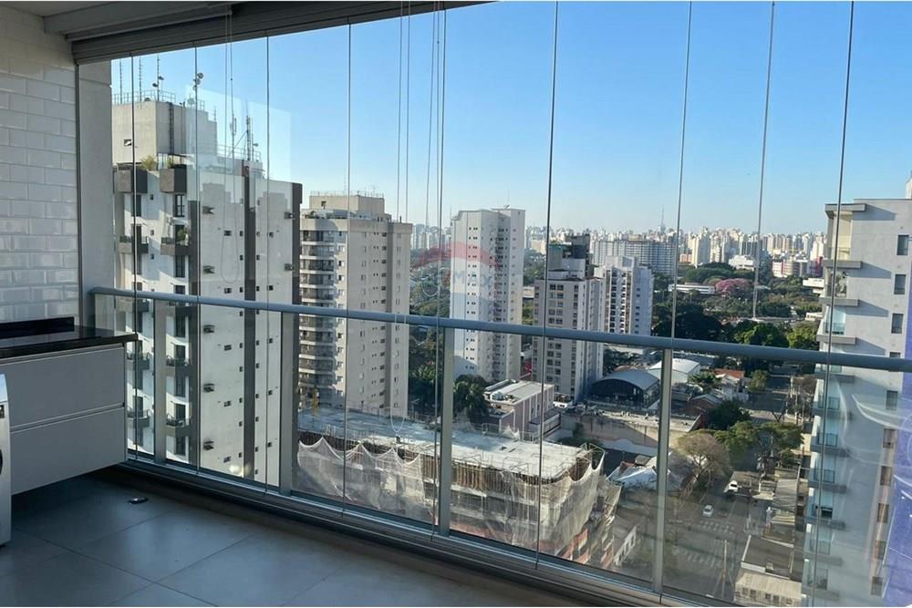 Apartamento para alugar com 1 quarto, 40m² - Foto 13